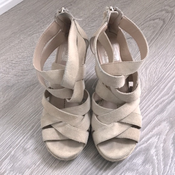 Dolce Vita Suede Wedges - Picture 3 of 3